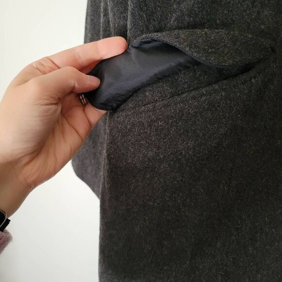 Worthington 100% Wool Charcoal Long Coat Women’s Medium Vintage Classic Button F - Picture 2 of 8